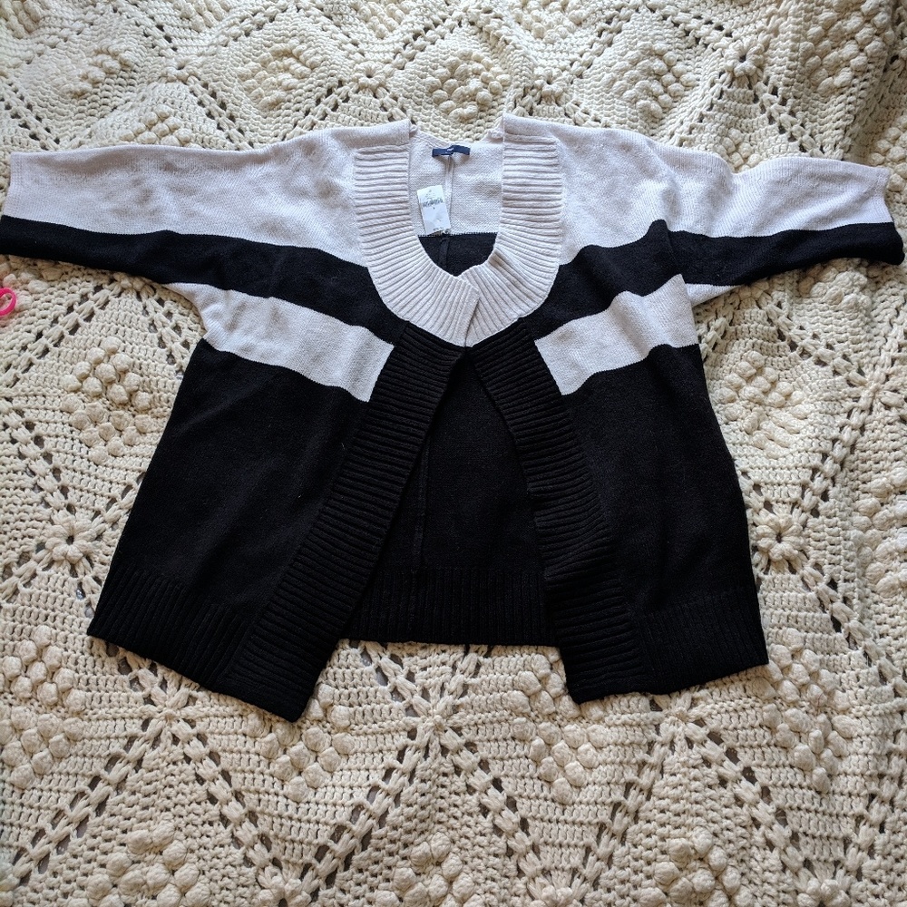 NWT Gap Wool blend black white sweater size S